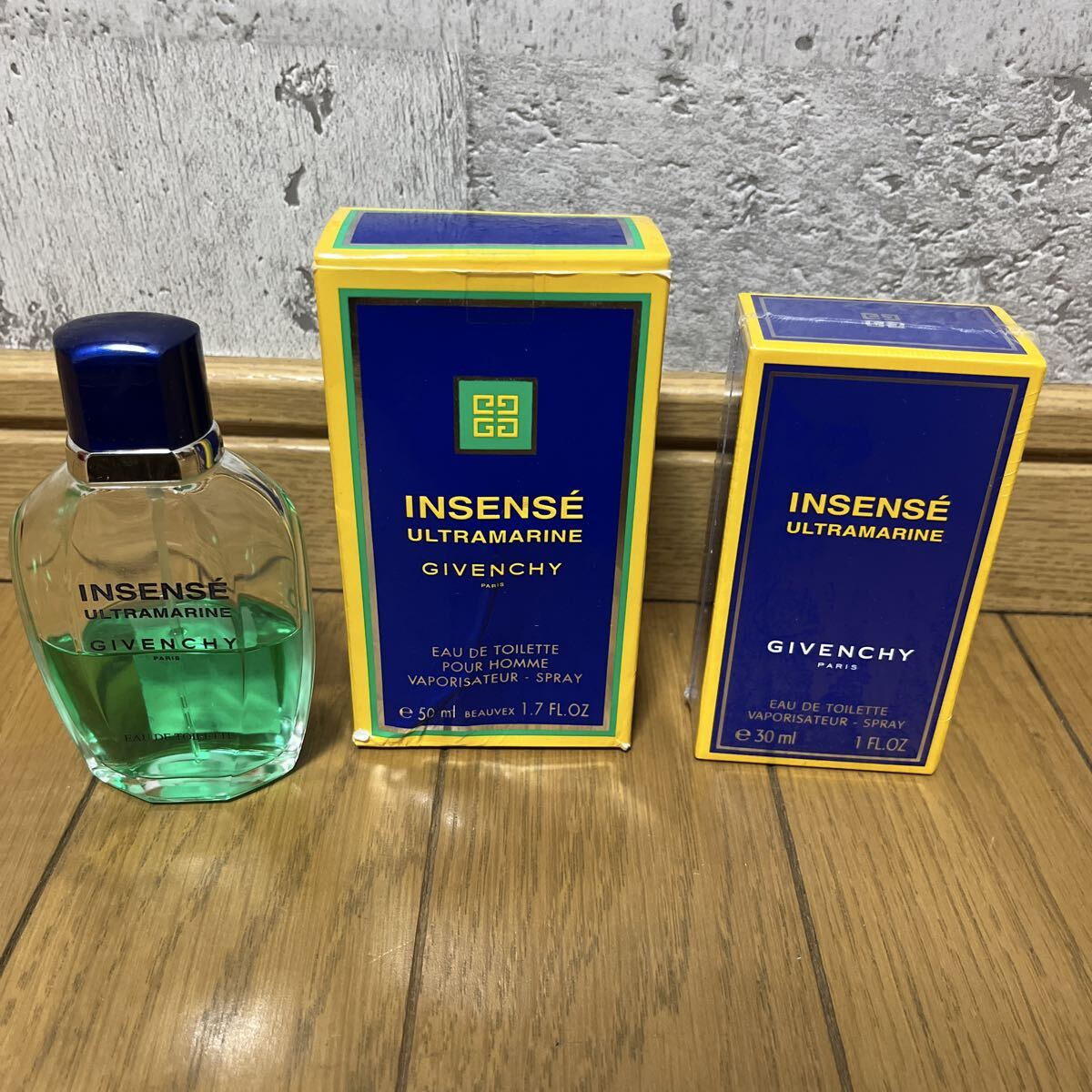 GIVENCHY ウルトラマリン　50ml 30ml 2本セット ジバンシー 香水 オードトワレ ULTRAMARINE 保管品_画像1
