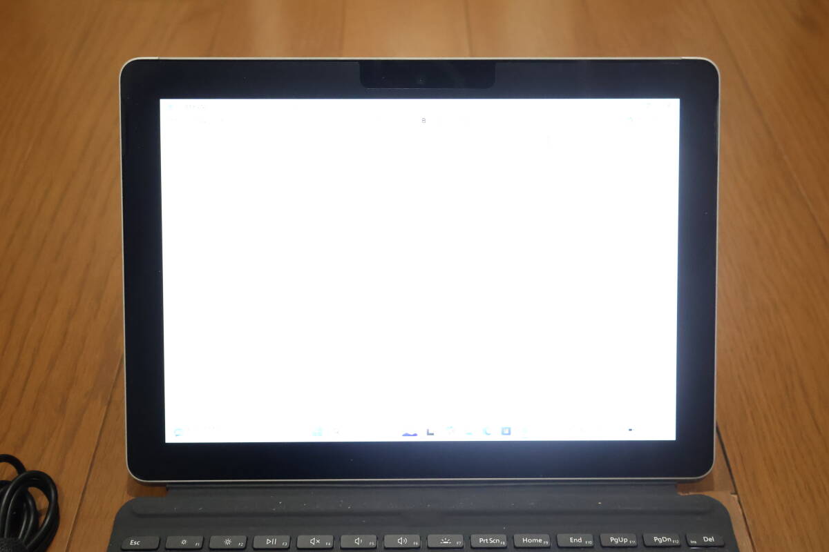 Microsoft Surface Go Pentiam 4415Y 1.6G/8GB/128GB/Windows11 Home_画像4