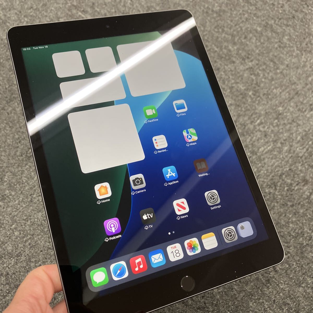 iPad 9th 64GB Wi-Fi D-091