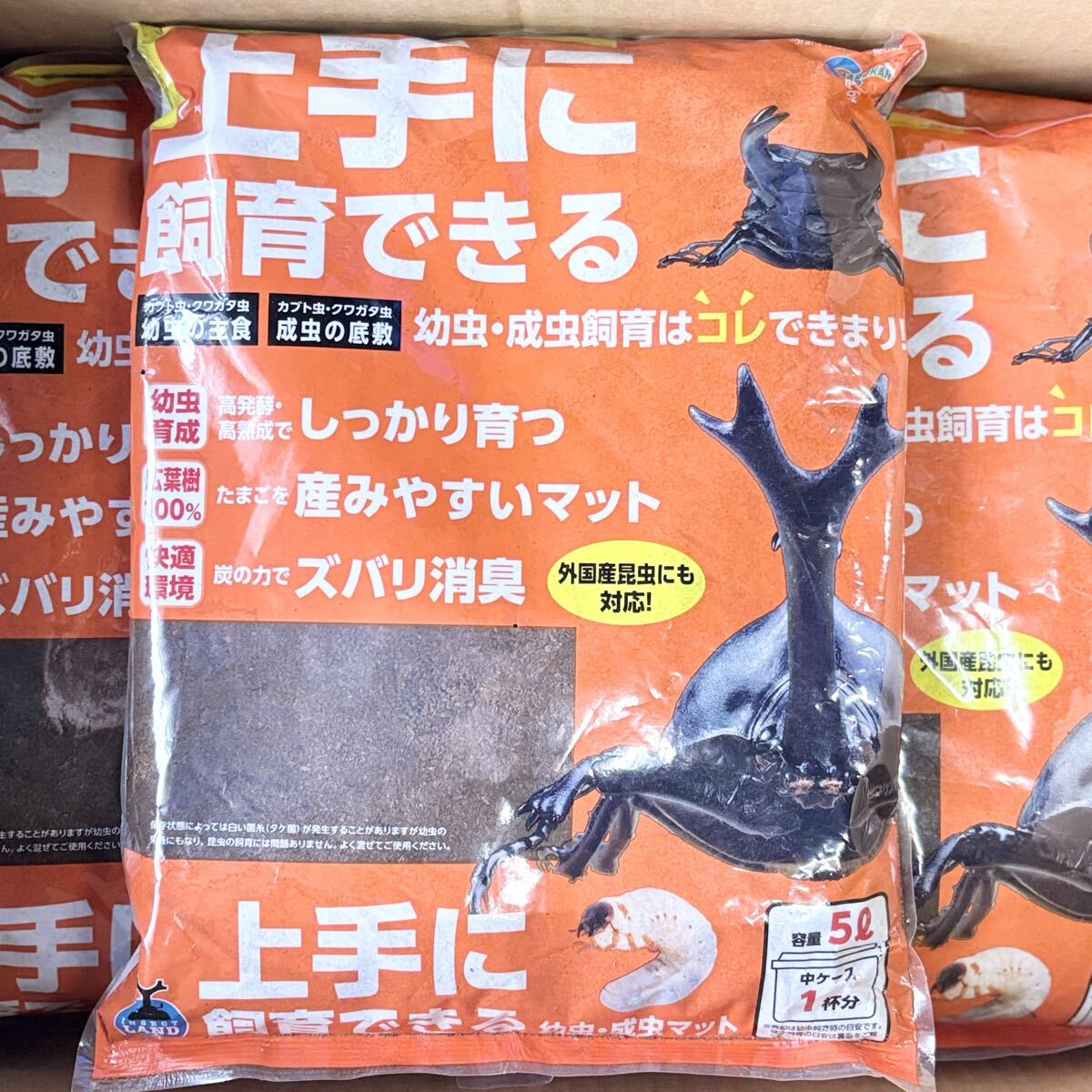 【新品未開封】マルカン 上手に飼育できる 昆虫マット 5L×7袋 広葉樹 カブトムシ クワガタ 幼虫 成虫 飼育_画像2