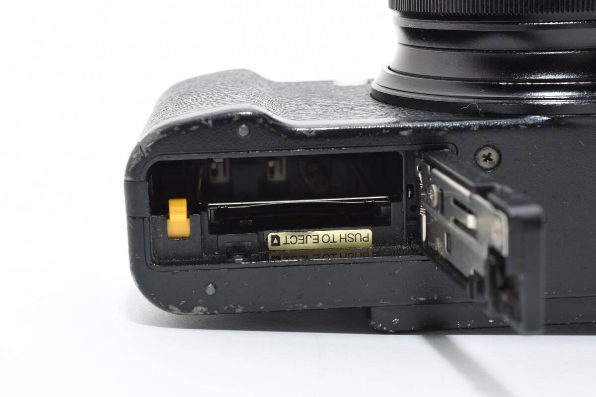 оригинальная коробка есть FUJIFILM X10 компактный цифровой фотоаппарат (5160)