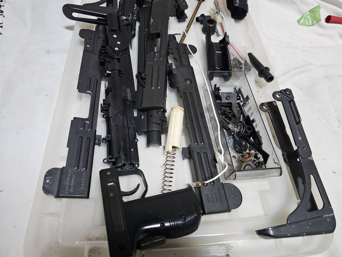  детали Tokyo Marui UZI стандартный электрооружие stock ресивер рукоятка верх покрытие поршень barrel камера и т.п. б/у товар Junk u-ji-