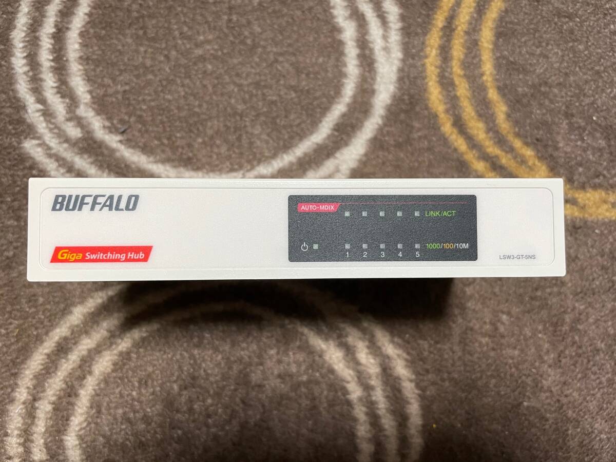 【美品・ワンオーナー品】BUFFALO バッファロー★ギガスイッチングハブ★5ポート★LSW3-GT-5NS　ホワイト【全ポート通信確認済】_画像2