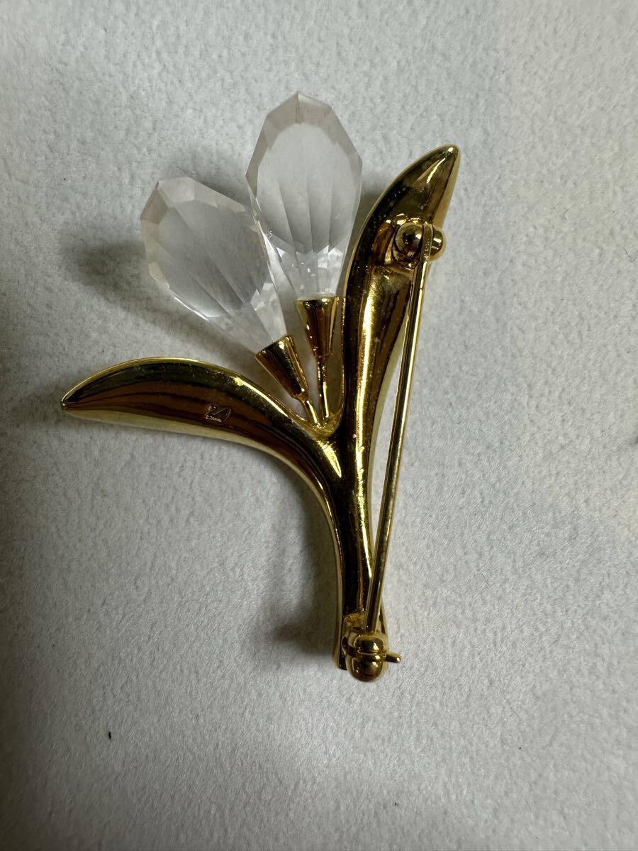 [ коробка есть ]SWAROVSKI Swarovski брошь crystal память z аксессуары цвет Lilly 1 иен ~[24-2.IMP]