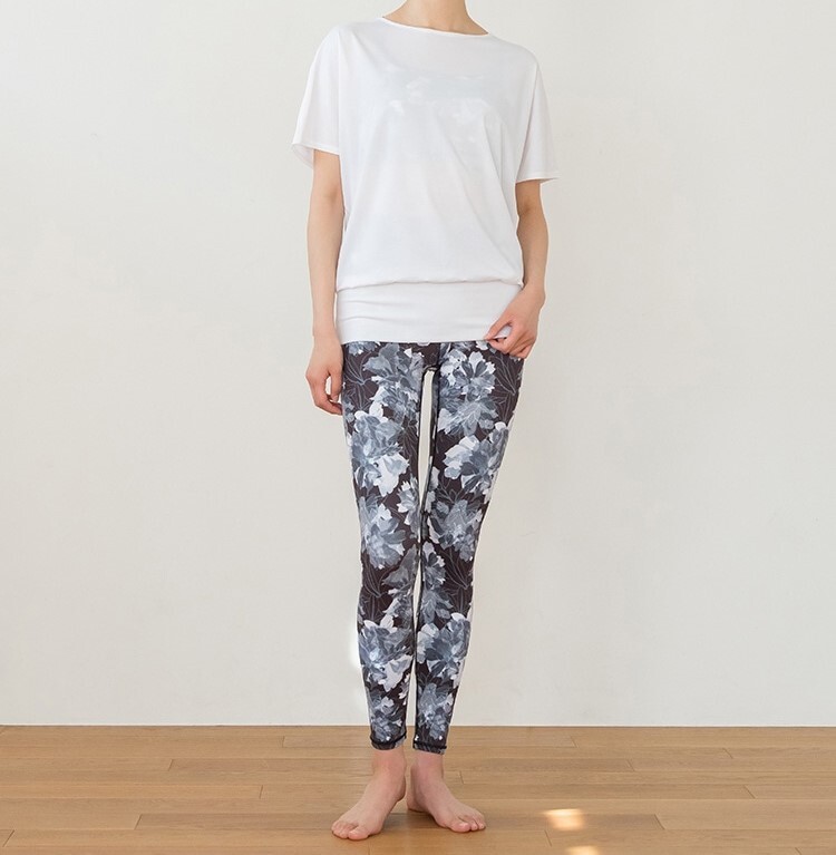 3点セット SUKALA プルオーバー付きトリプルセットアップ プルオーバー ブラトップ レギンス ブラック Ｍサイズ LAVA Lapre_画像2