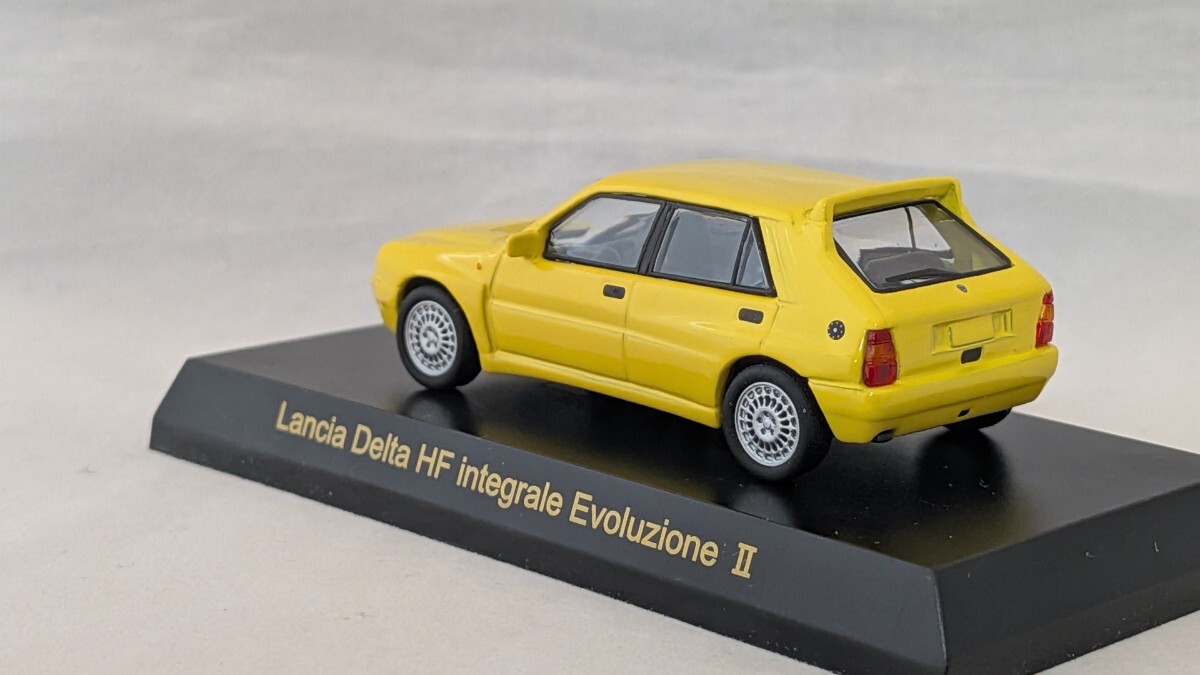 京商 1/64 ランチャ デルタ インテグラ−レ エボルツィオーネ Ⅱ イエロー_画像6