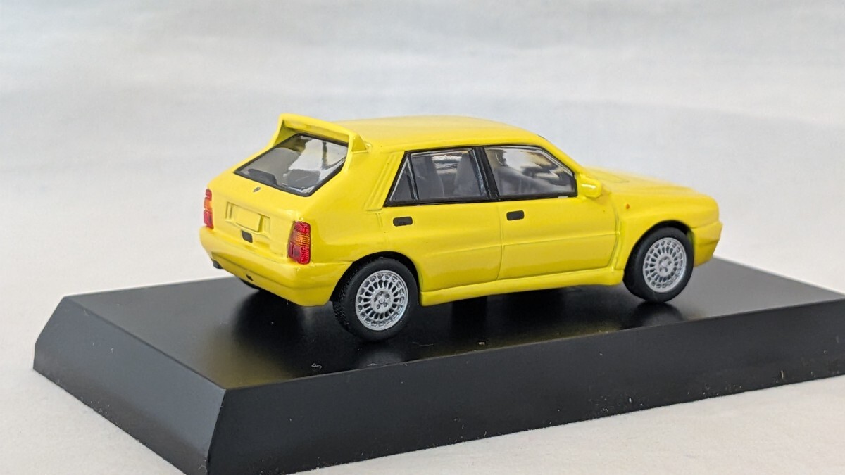 京商 1/64 ランチャ デルタ インテグラ−レ エボルツィオーネ Ⅱ イエロー_画像7
