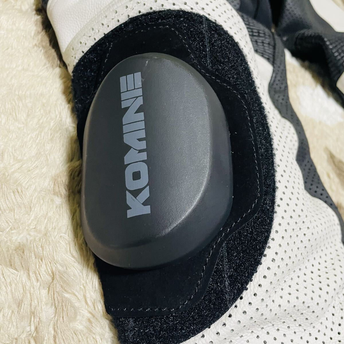 【未使用】コミネ KOMINE PK-780 レザーパンツ サトゥルノ 6XLB_画像5