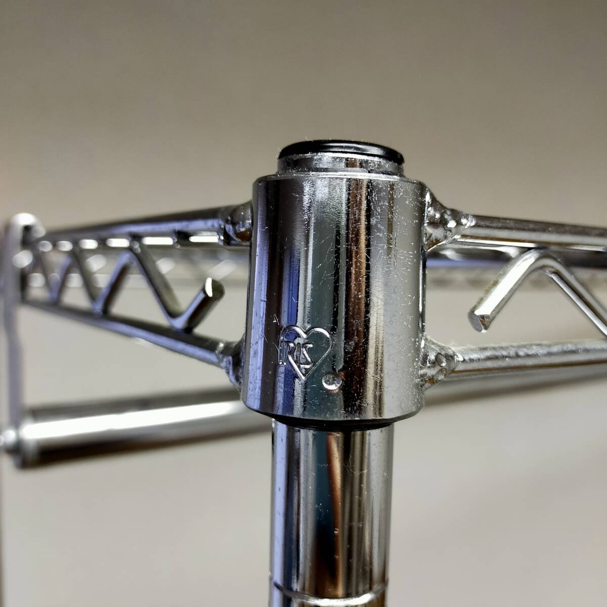 ★送料無料★ 幅１２０cm アイリスオーヤマ メタルラック ハンガーラック ワードローブ 洋服ラック 洋服掛け コートハンガー クローゼット_画像4