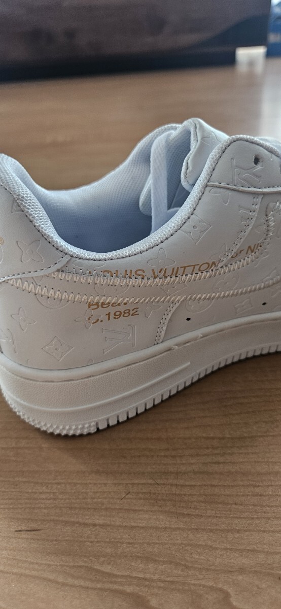 Louis Vuitton сотрудничество ограниченный товар NIKE военно-воздушные силы 1 новый товар