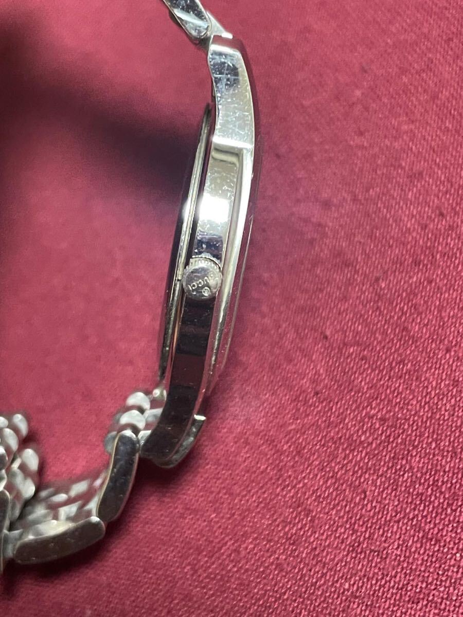 GUCCI 腕時計 ブラック 5500M 11Pダイヤ_画像8