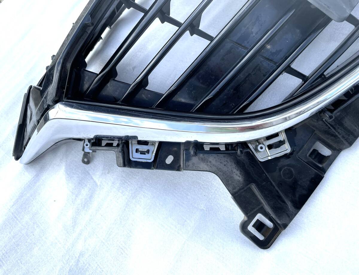 アクセラ BMEFS フロントグリル ラジエータグリル 純正 B45F-50712_画像2