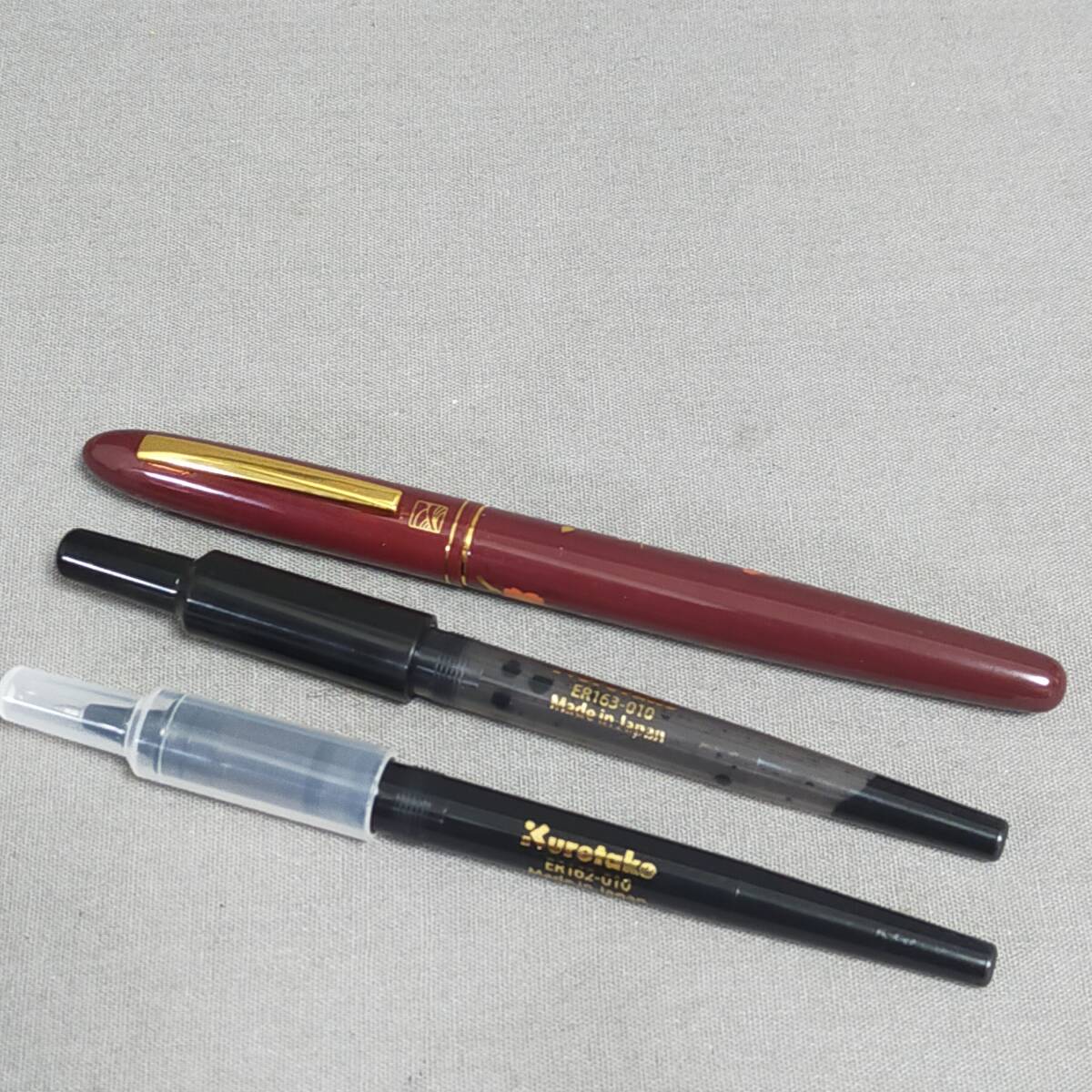 5711/12　GJ72451　Kuretake　呉竹　ER161-010　ER162-010　ER163-010　ペン　セット　筆記用具　現状品_画像2