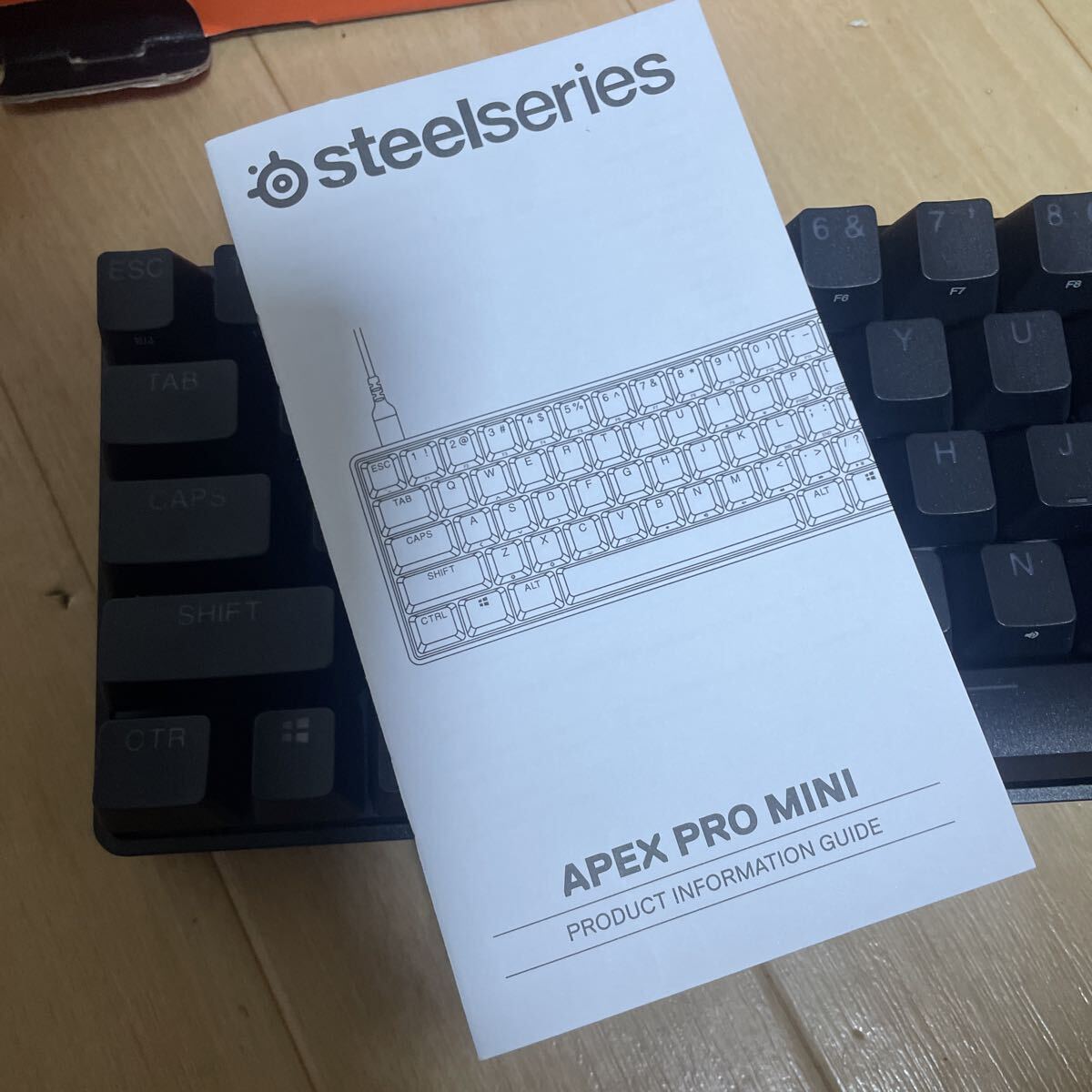 APEX Pro mini 定価33000円　キーボード　 ゲーミングキーボード_画像6