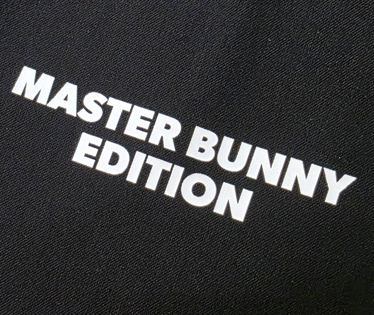 ★新品正規品秋冬 PEARLYGATES/マスターバニーエディションヒートパフォーマーツイル モックネックプルオーバー 4(M) 定価22000円_画像3