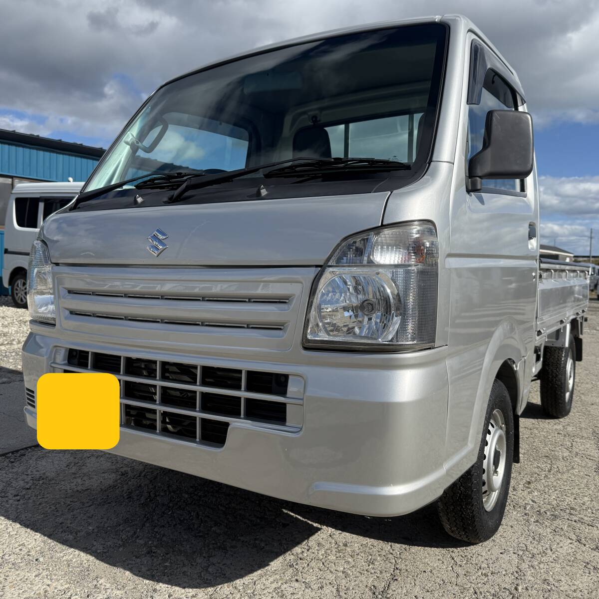 美車！平成29年式 キャリイトラック KC 車検満タン9年10月まで 実走17,796km AT オートマ 切替4WD エアコン パワステ エアB 軽トラック _画像1