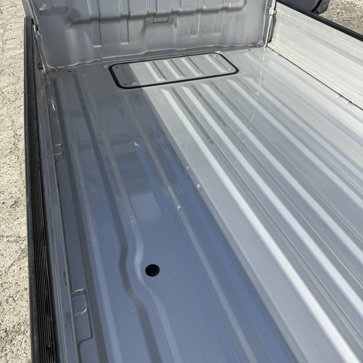 美車！平成29年式 キャリイトラック KC 車検満タン9年10月まで 実走17,796km AT オートマ 切替4WD エアコン パワステ エアB 軽トラック _画像6