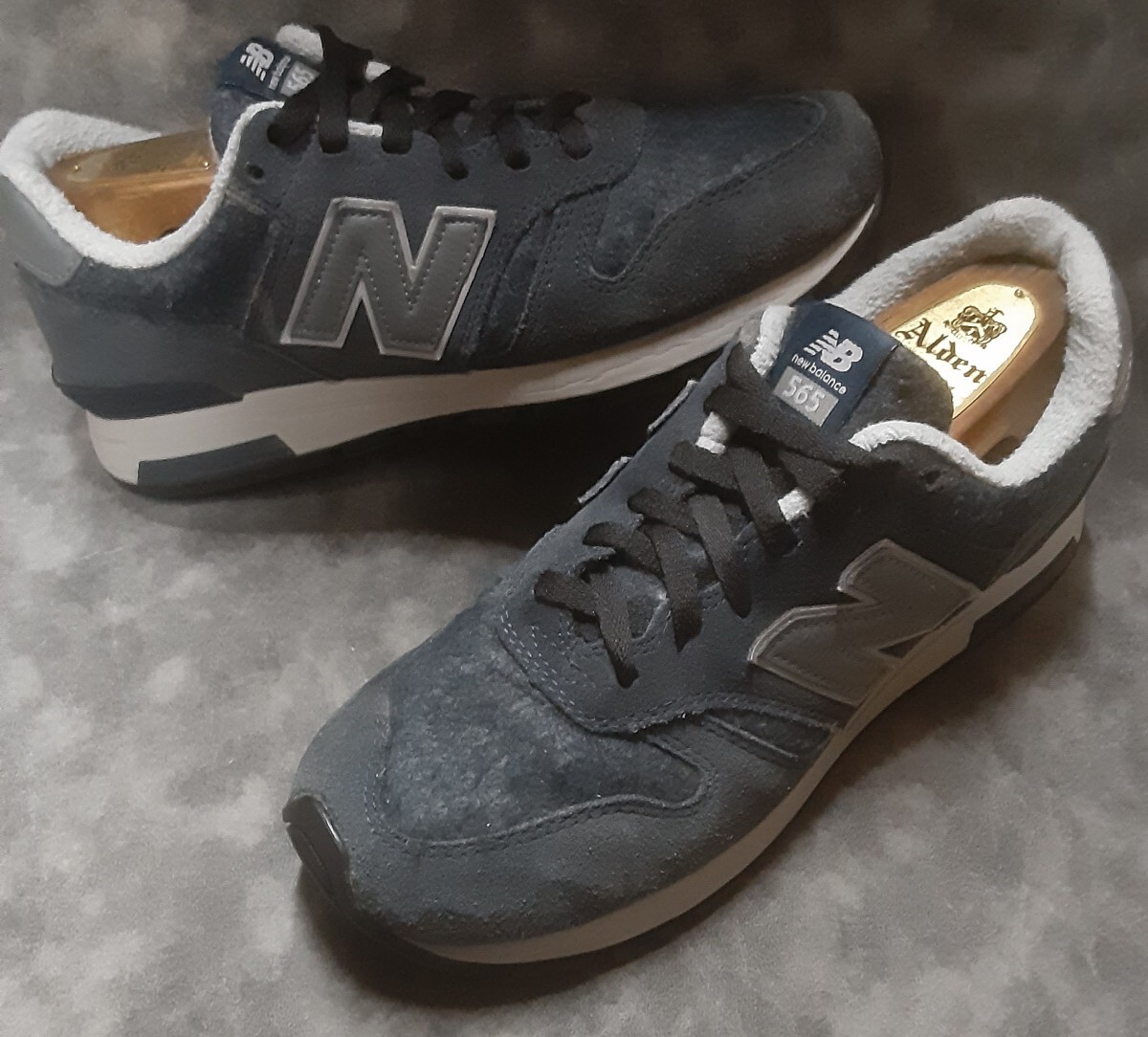 最値!名作ミッドナイトネイビー!希少ヘビーフェルトファブリック!ニューバランス ML565高級スニーカー!アーカイブデザイン!紺灰色白 25.5cm_画像2