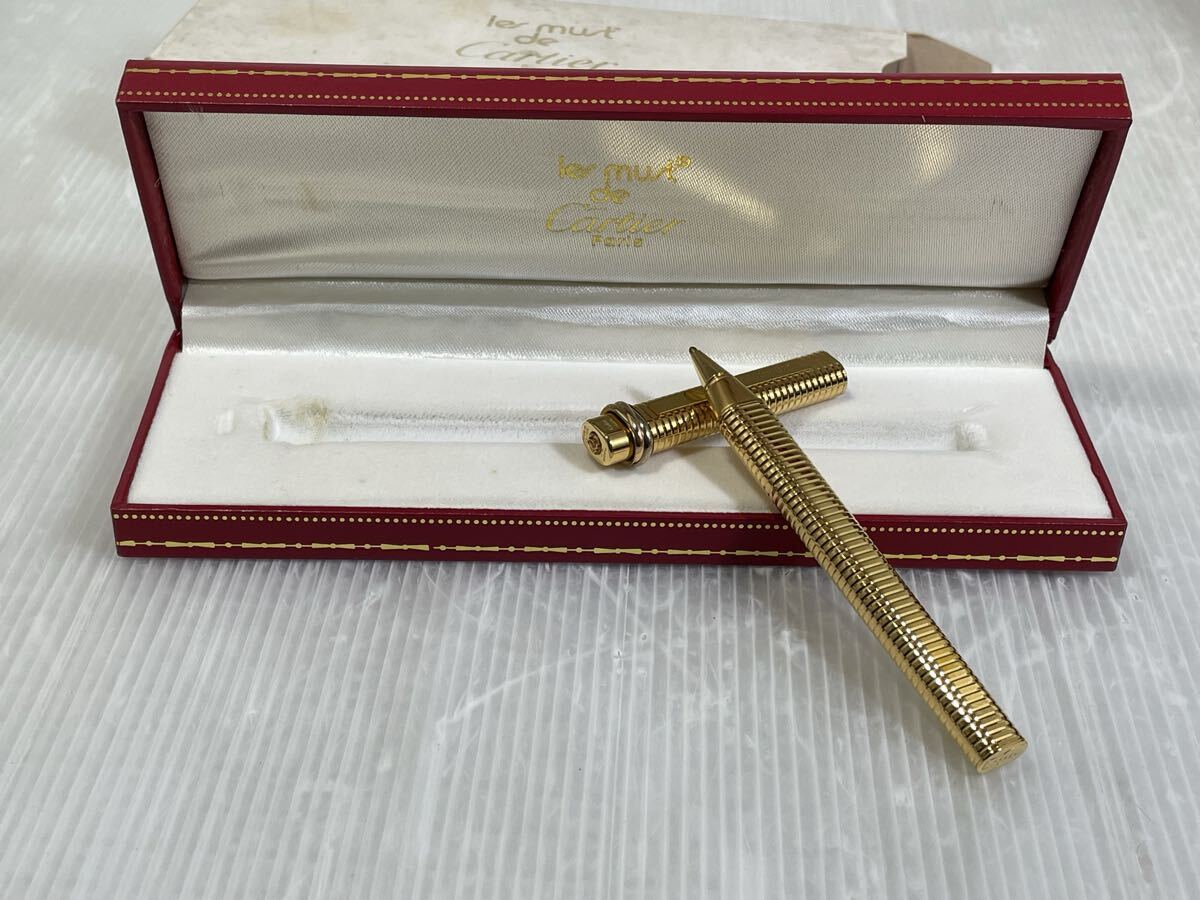 【中古・保管品】ボールペン Cartier マスト ドゥ カルティエ ゴールドカラー 筆記用具 文房具 キャップ式 箱付き _画像4