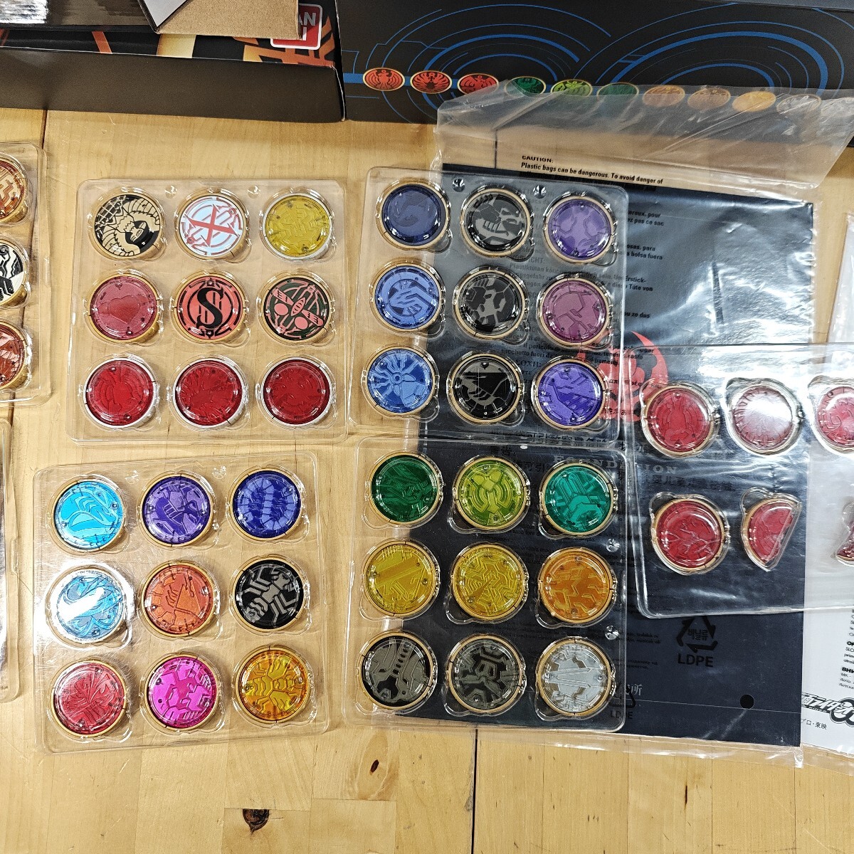 11Y52 рабочее состояние подтверждено Bandai COMPLETE SELECTION MODIFICATION/CSM Kamen Rider o-zo-z Driver полный комплект 