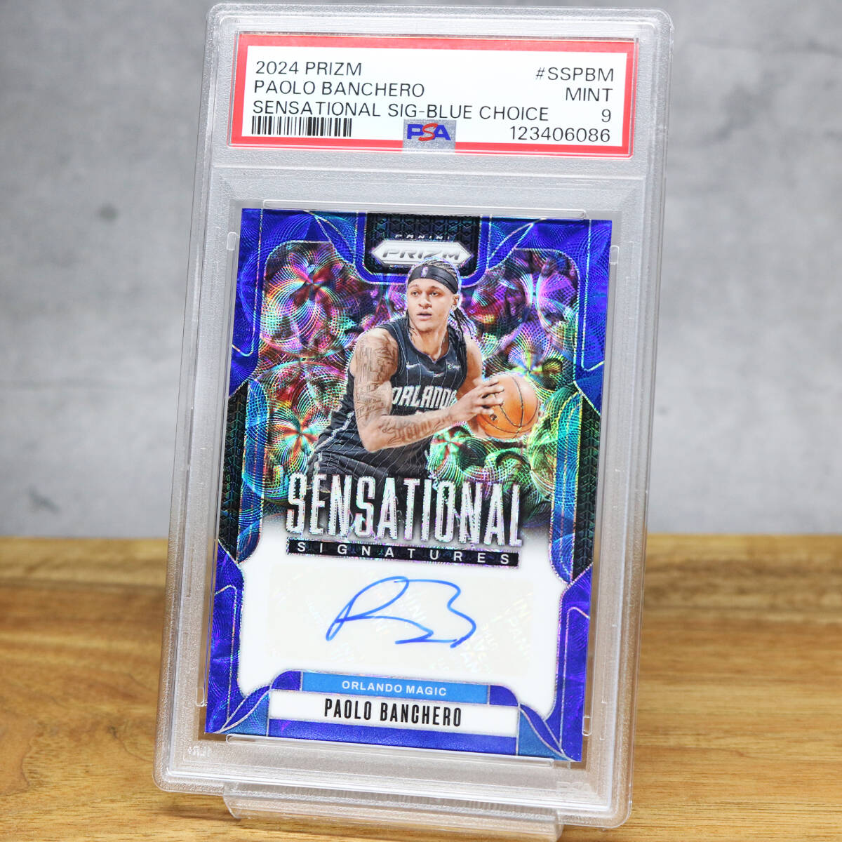 【鑑定済PSA9/サイン入り】2024-25 / Paolo Banchero パオロ・バンケロ / PANINI PRIZM BLUE SENSATIONAL SIGNATURE /トレーディングカード_画像1