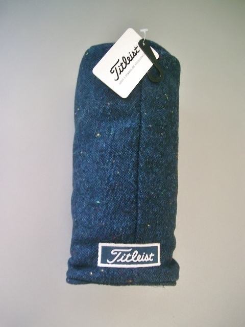 送料込み　未使用　タイトリスト　日本モデル　バレル・スタイル　ウール混素材　ネイビー紺　ＦＷ用　ヘッドカバー_画像1