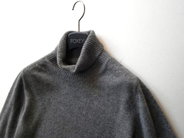 MADAM JOCONDEマダムジョコンダ♪上質カシミヤ１００％ タートルニットトップス　サイズ１１_画像2