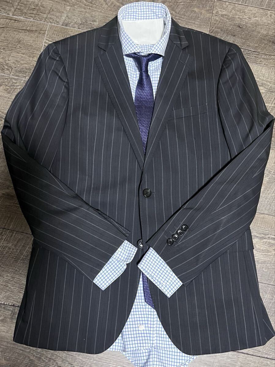 極美品 ダーバン グレー ストライプ スーツ 2ボタン 春夏用 背抜き A6 Size L相当 ビジネス シングル _画像1