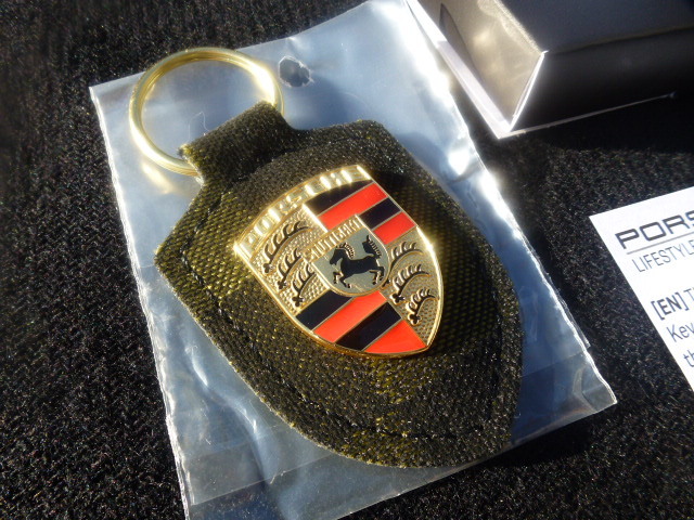 【新品！純正！】ポルシェ チェック柄 キーホルダー カイエン マカン ボクスター 911 カブリオレ 718 ケイマン スパイダー パナメーラ_画像3