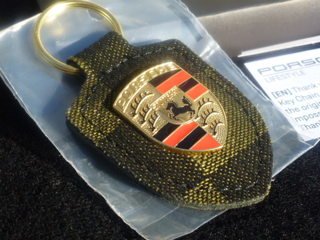 【新品！純正！】ポルシェ チェック柄 キーホルダー カイエン マカン ボクスター 911 カブリオレ 718 ケイマン スパイダー パナメーラ_画像5