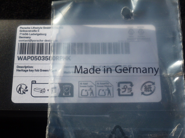 【新品！純正！】ポルシェ チェック柄 キーホルダー カイエン マカン ボクスター 911 カブリオレ 718 ケイマン スパイダー パナメーラ_画像6