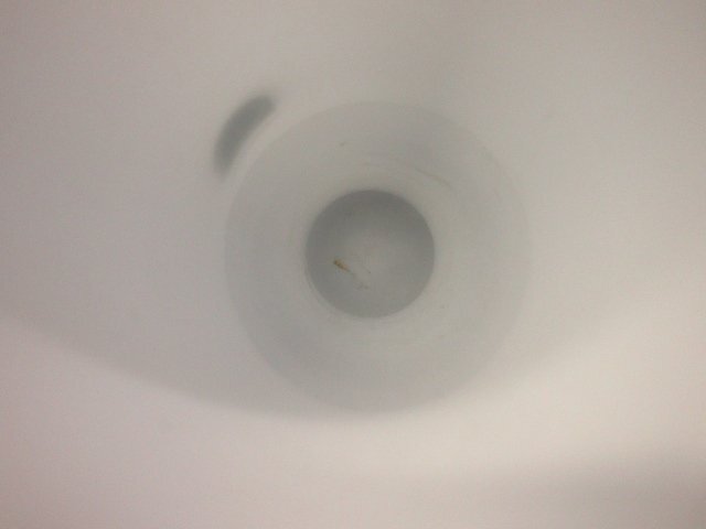 ｍ8965 KAMEI GLASS JAPAN　大きい花瓶　白　HAND MADE BLOWN GLASS　アートフラワー付き（現状渡し）　フラワーベース　インテリア　置物_画像5