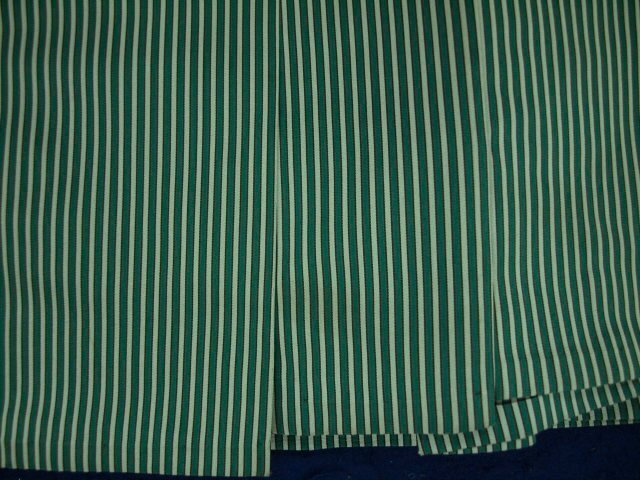 貸衣装処分品 3012 男性用袴 行燈型 緑/白 縞 89㎝(レターパック不可)_画像3