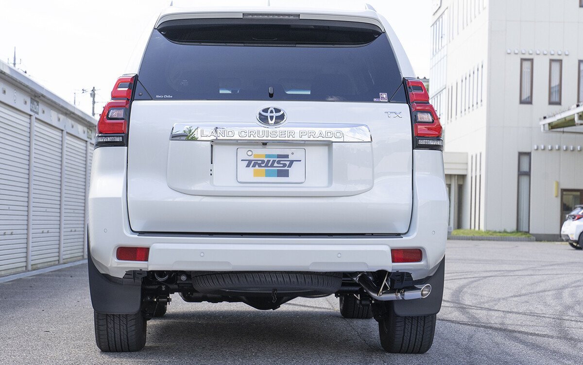 【メーカー在庫品】トラスト グレッディ XROSSエキゾースト S-Style マフラー ランクルプラド TRJ150W 後期 2TR-FE 安心JASMA認定マフラー_画像1