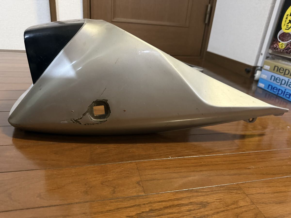 スズキ KATANA 刀 カタナ GSX750S or GSX1100S アッパーカウル（補修ベース）純正品_画像2