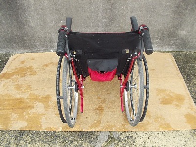 送料無料(一部地域を除く)キャリカル自走式車椅子PMS-1R TS-25-1022-05_画像7