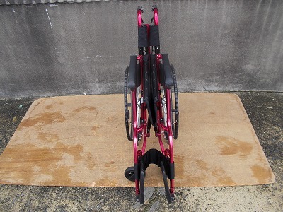 送料無料(一部地域を除く)キャリカル自走式車椅子PMS-1R TS-25-1022-05_画像10