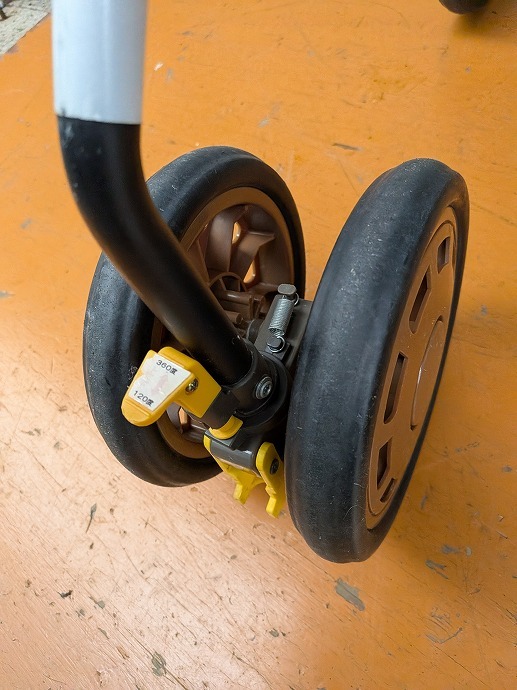  бесплатная доставка ( часть регион за исключением ) остров завод коляска для пожилых ходунки симфония EVO km-25-1119-02