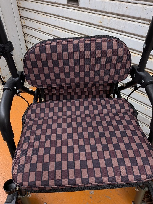  бесплатная доставка ( часть регион за исключением ) остров завод коляска для пожилых ходунки симфония EVO km-25-1119-02