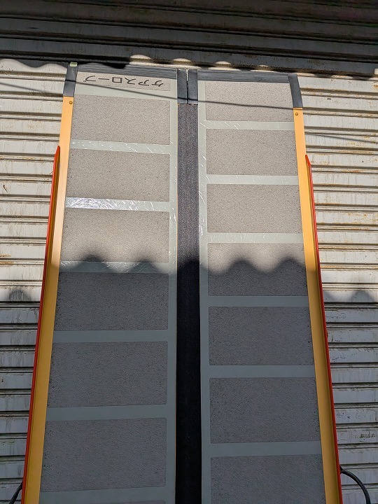 送料無料（一部地域を除く）ワケアリ　車椅子用スロープ　ケアメディックス ケアスロープ 2.4M 240c m CS-240　KM-25-1028-06_画像5