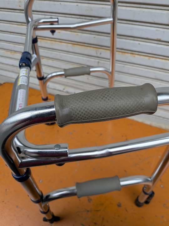  бесплатная доставка ( часть регион за исключением ) ходунки безопасность arm M модель War машина KM-25-1031-01