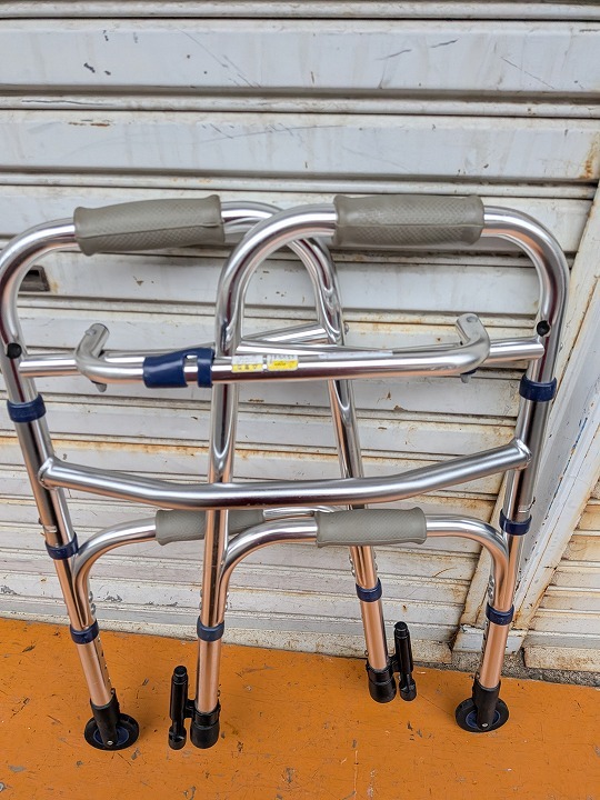  бесплатная доставка ( часть регион за исключением ) ходунки безопасность arm M модель War машина KM-25-1031-01