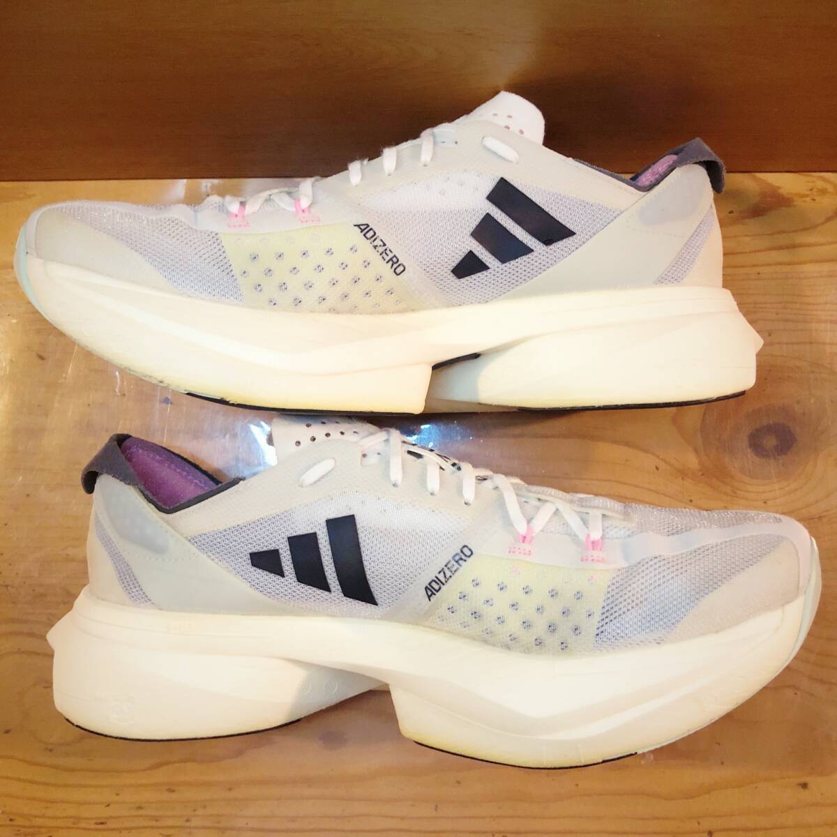 【美品／完売カラー・定価26,400円】Adidas/ Adizero Adios Pro 3/ 27.0 cm/ クリスタル・ホワイト/ アディダス アディオス プロ_画像7