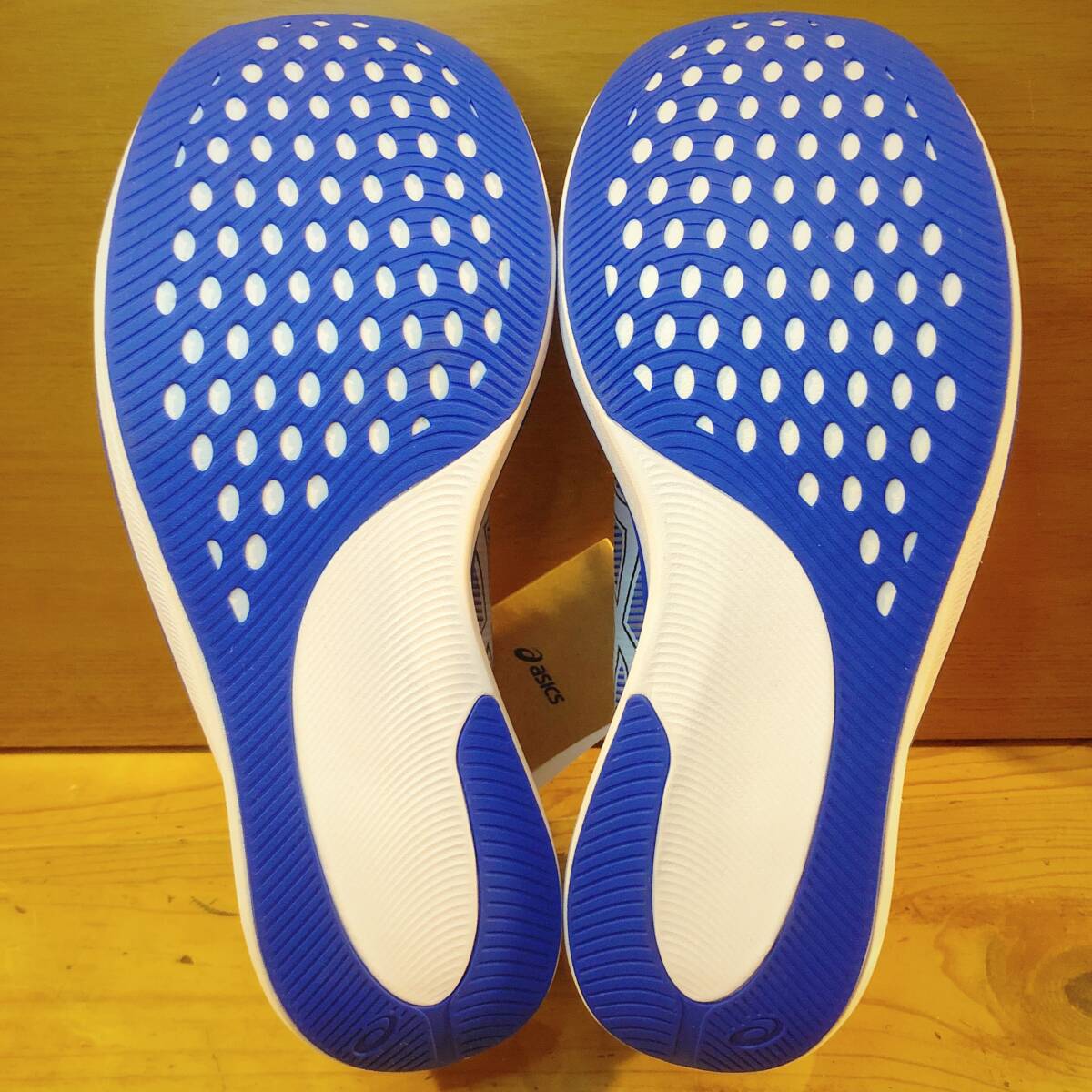 【新品未使用／完売モデル】 Asics/ S4/ 27.0 cm/ ブルー・ホワイト/ アシックス エスフォー metaspeed sky edge paris tokyoの練習用にも_画像5