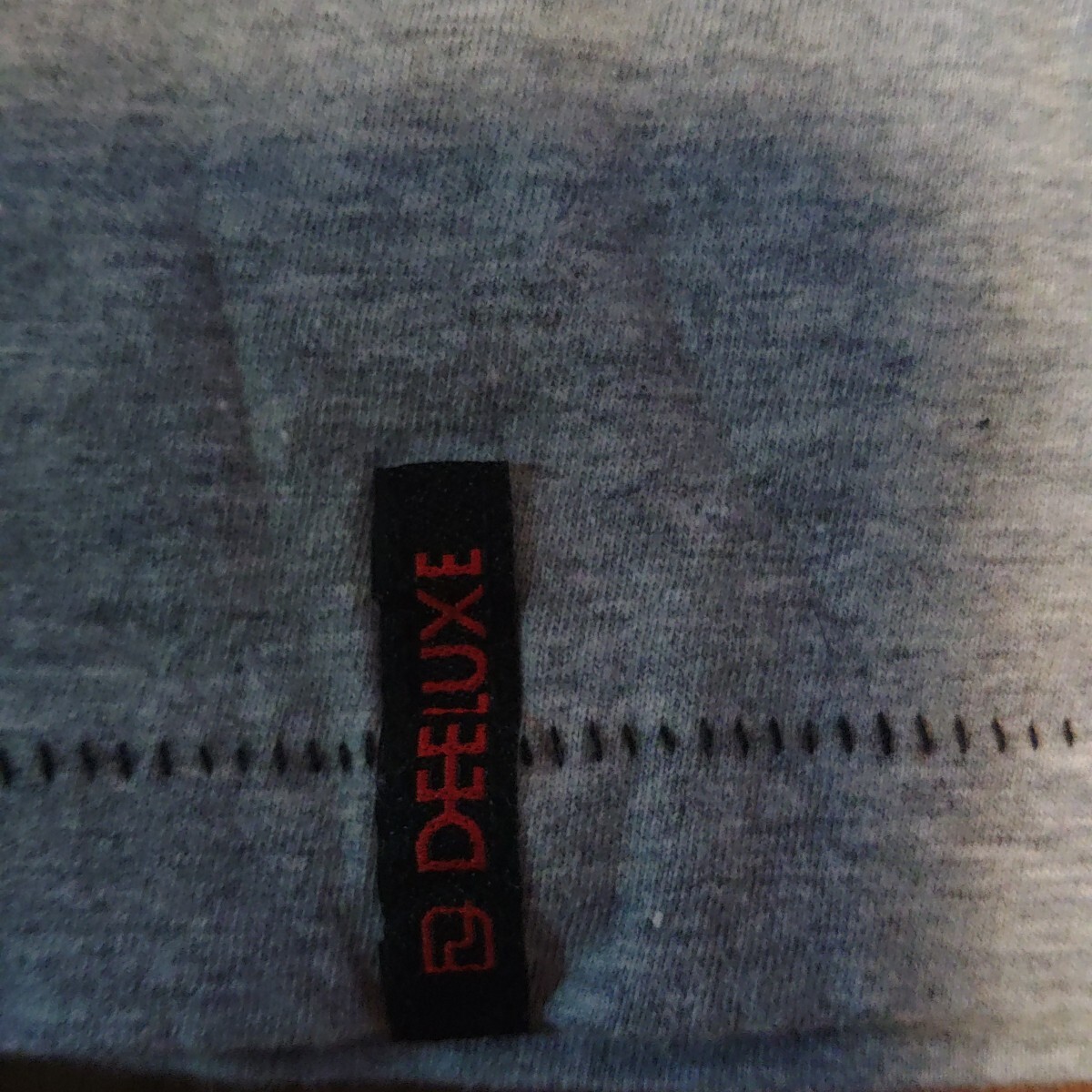 DEELUXE ディーラックス Tシャツ Mサイズ グレー ポケットTシャツ ポケT_画像3