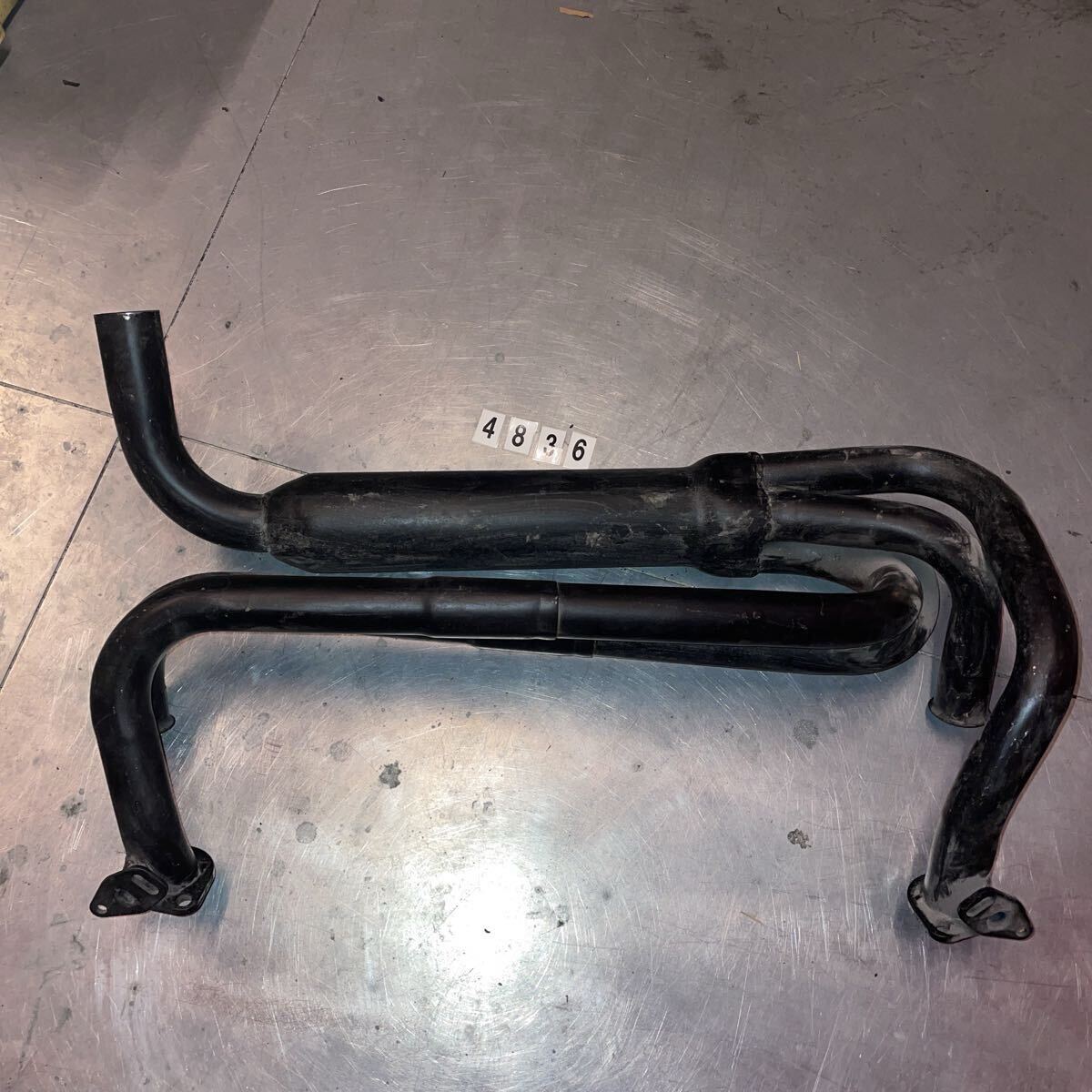 EMPI マフラー エコノマフラー 空冷 VW フォルクスワーゲン 1300cc〜 システムブラック 2ティップ GTイグゾーストマフラーシステム NO.4836_画像6