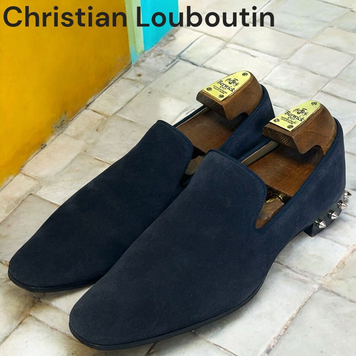 極美品 希少モデルクリスチャンルブタン スエードスリッポン スタッズヒール ネイビー 25.5cm 箱付_画像1