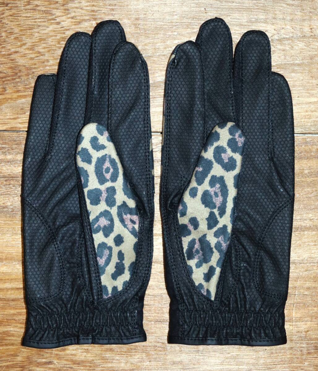 送料無料 特価即決【未使用】 PEARLY GATES ★ 両手用 ゴルフ グローブ (SS/17~18cm)★ パーリーゲイツ 手袋 053-2285002 併_画像3