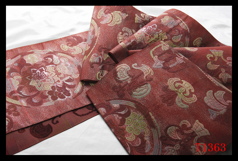 蔵【T1363】厳選逸品　葡萄唐草紋　葡萄茶色地　気品豊かに　正絹高級美術開き名古屋帯　◇検◇簪着物袋帯和装小物帯締め_画像4