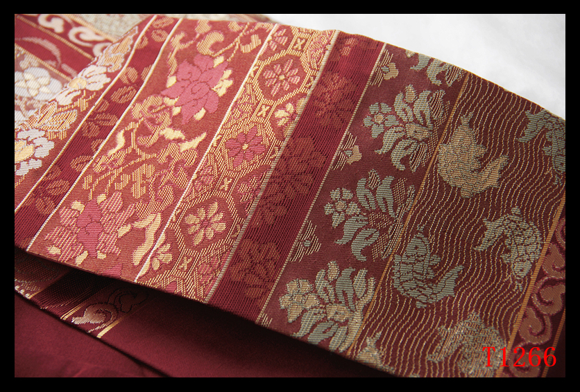 蔵【T1266】厳選逸品　横段名物裂紋　蘇芳色地　気品豊かに　正絹純金糸高級美術名古屋帯　◇検簪着物袋帯和装小物帯締め_画像8